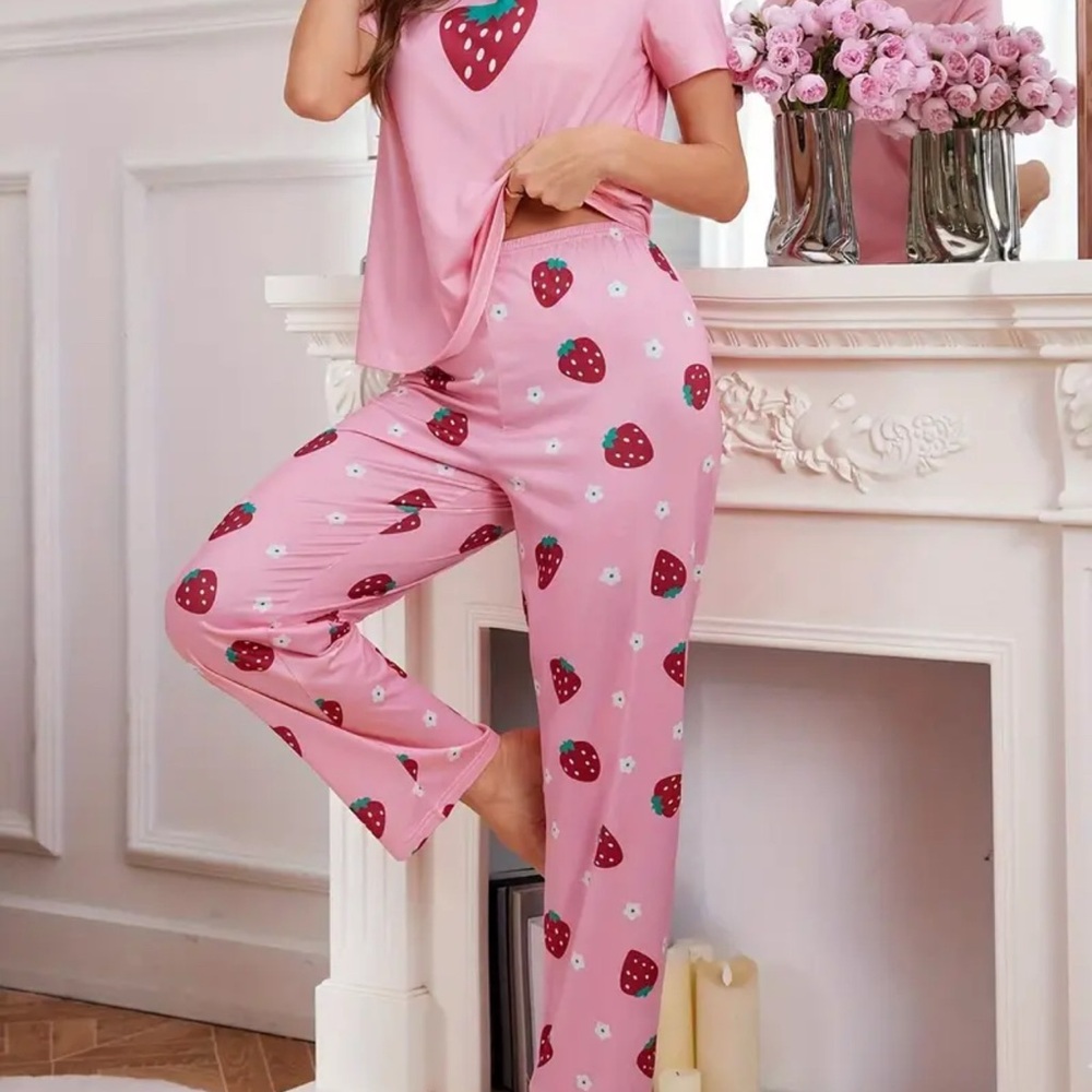 Strawberry Pajama Set Pink Red  Size XL Long Pants Short Sleeves